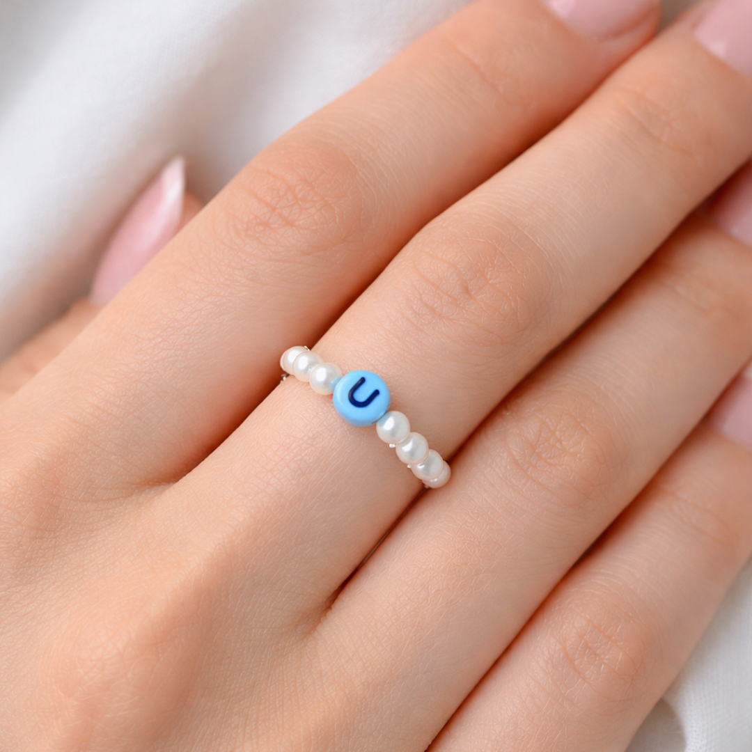 Alphabet "U" Ring