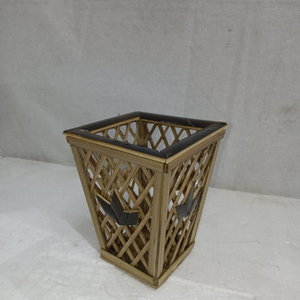 Bamboo Pen Stand