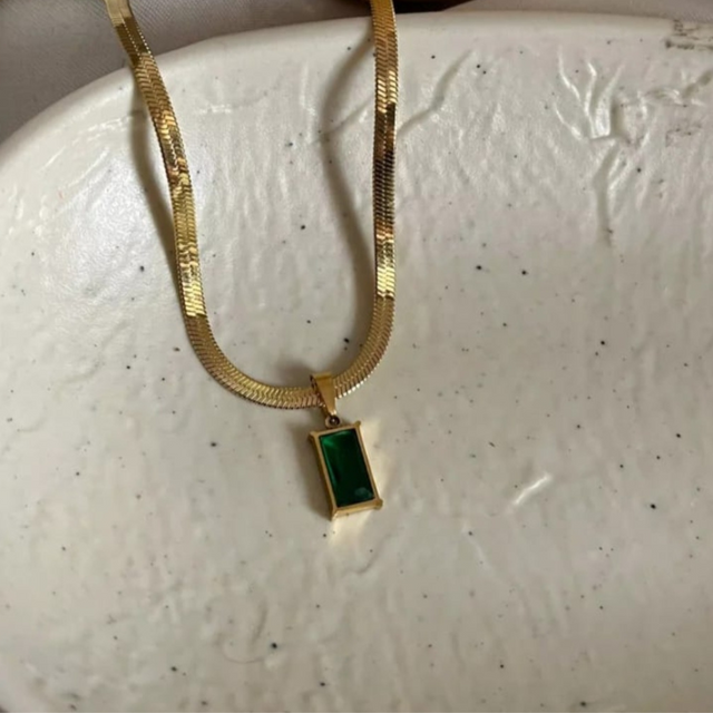 Green Pendant Anti Tarnish Neck Piece