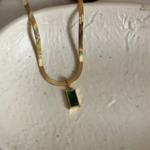 Green Pendant Anti Tarnish Neck Piece