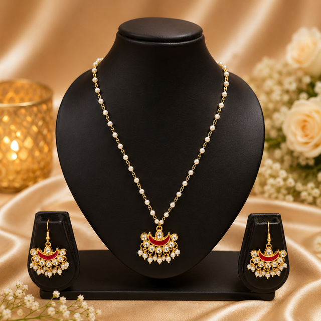 Minimal Kundan Necklace Set