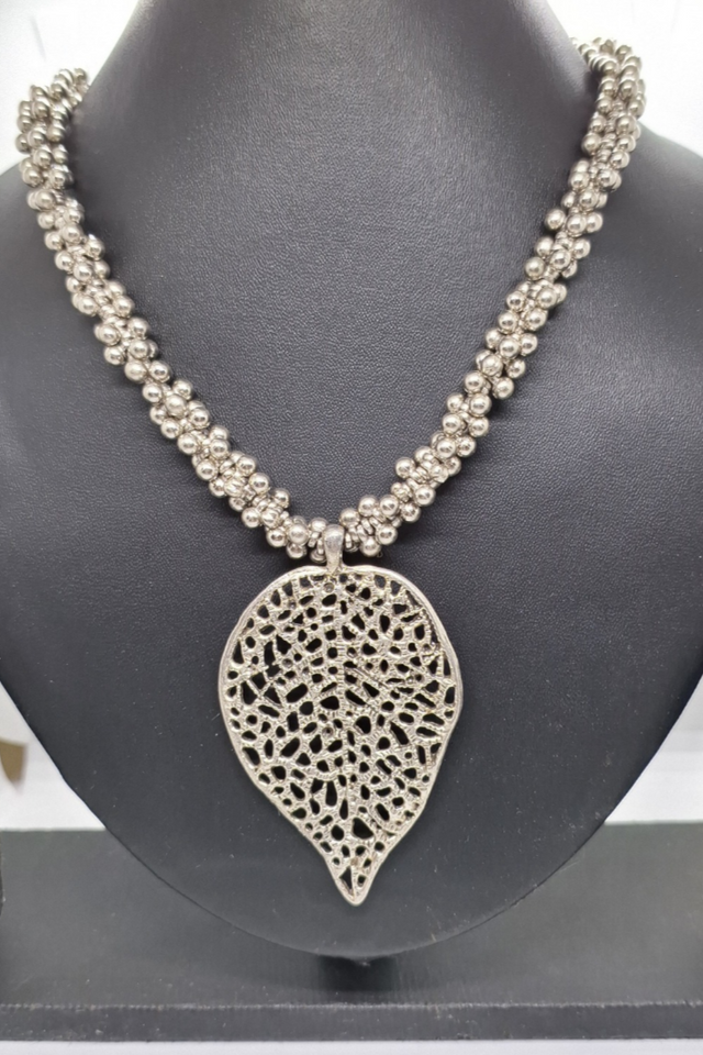Leaf Oxidised Necklace
